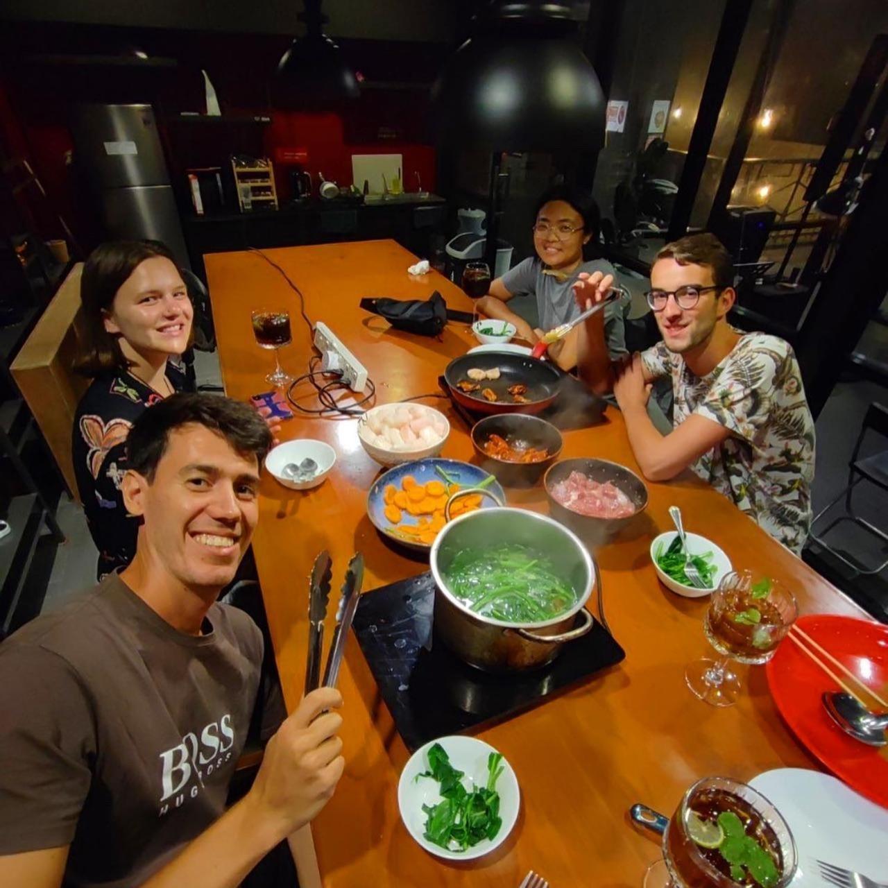 Luk Hostal Bangkok